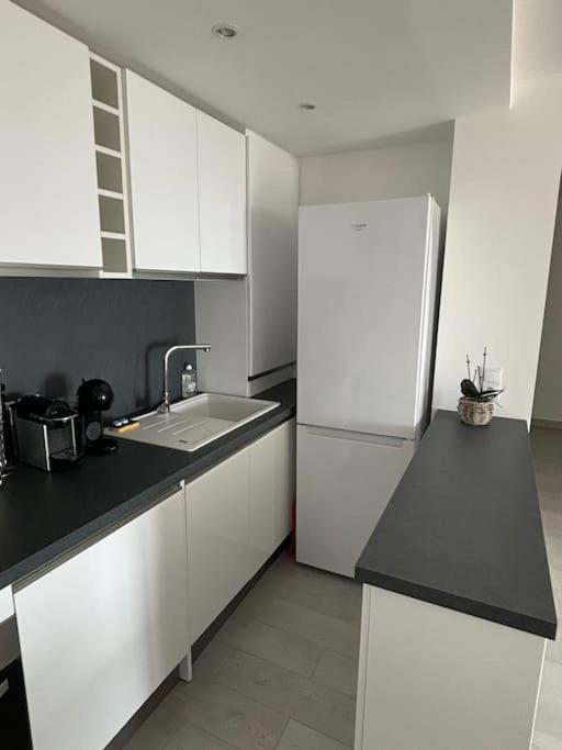 Appartement Tout Confort & Parking Beausoleil Exteriör bild